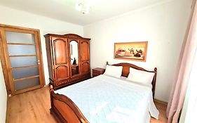 Apartament 2 Bedrooms, Botanica